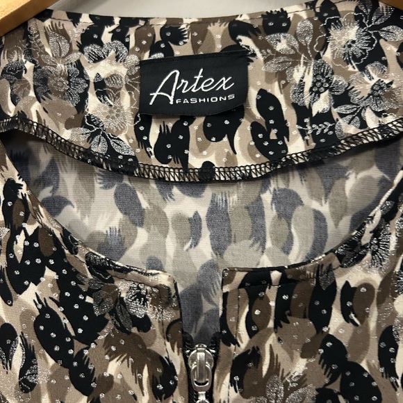 Artex Fashions Patterned Zip-Up Jacket - Picture 2 of 6